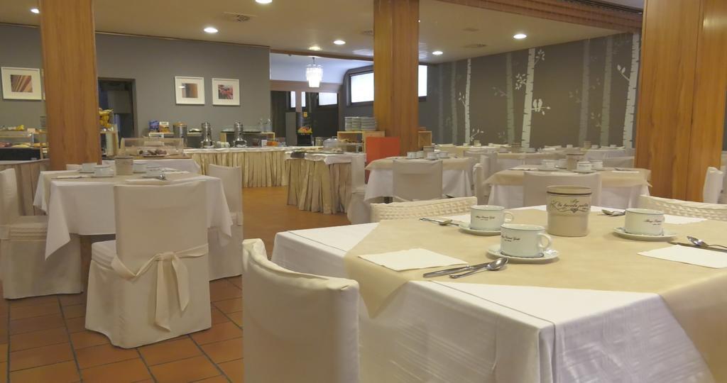 Hotel Centro Benessere Gardel Arta Terme Esterno foto